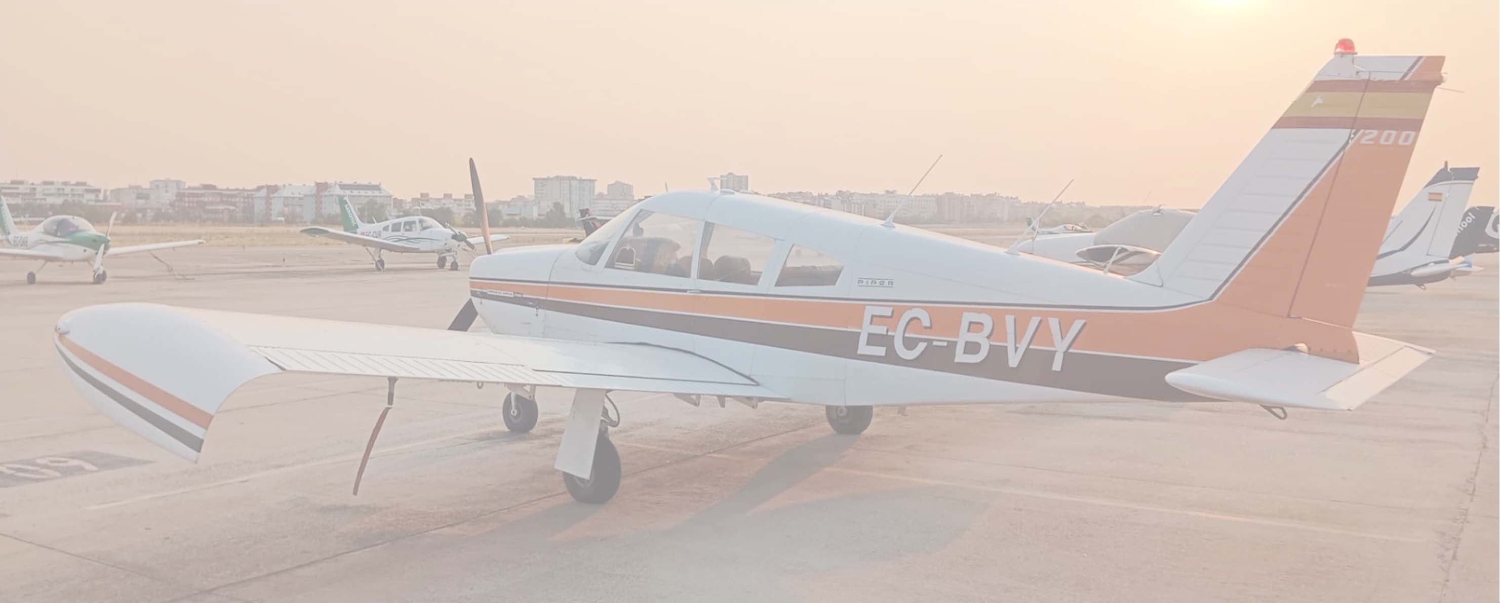 1970 Piper PA-28R-201T Turbo Arrow II, photo 3