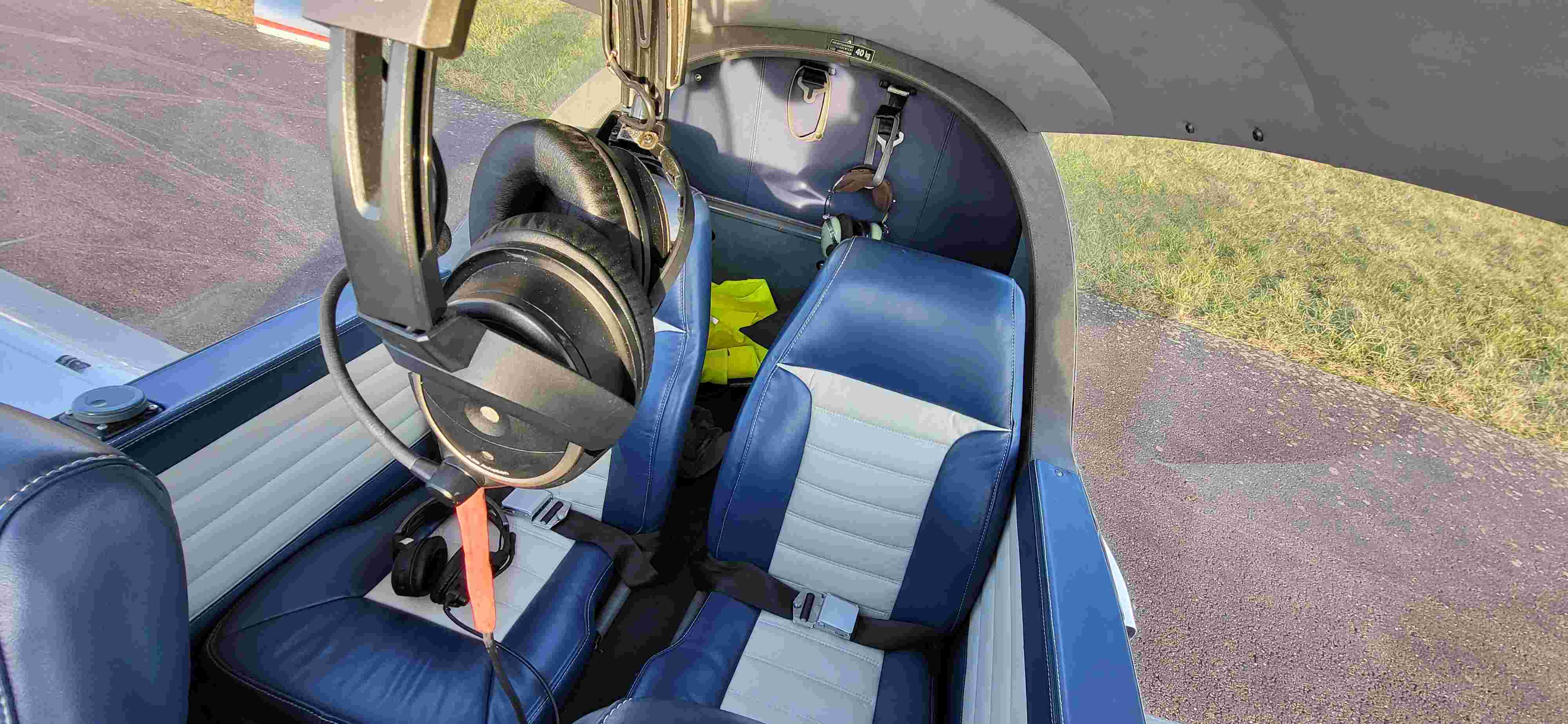 1991 Robin R3000, photo 3