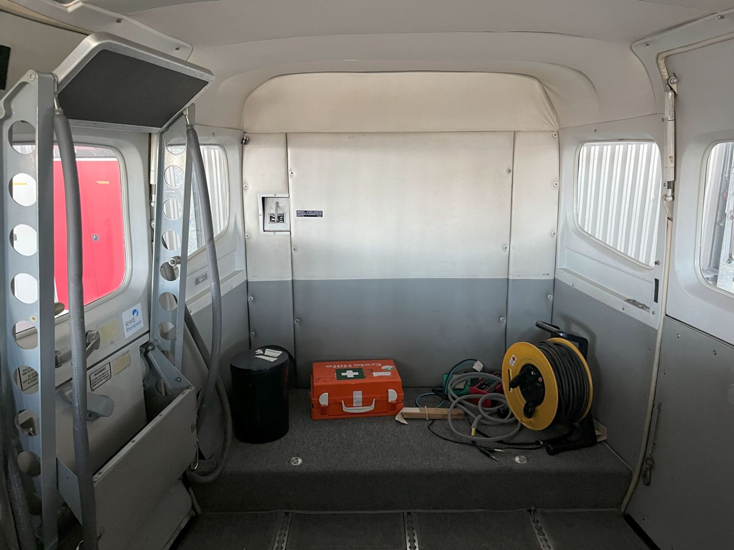 1990 Cessna 208 Caravan, Cargomaster, photo 6