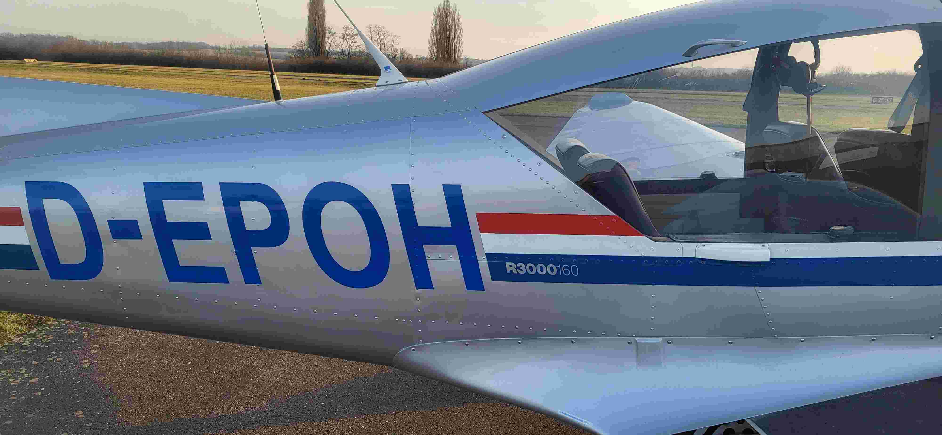 1991 Robin R3000, photo 6