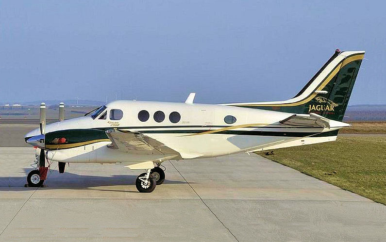 2000 Beechcraft King Air C90B, photo 4