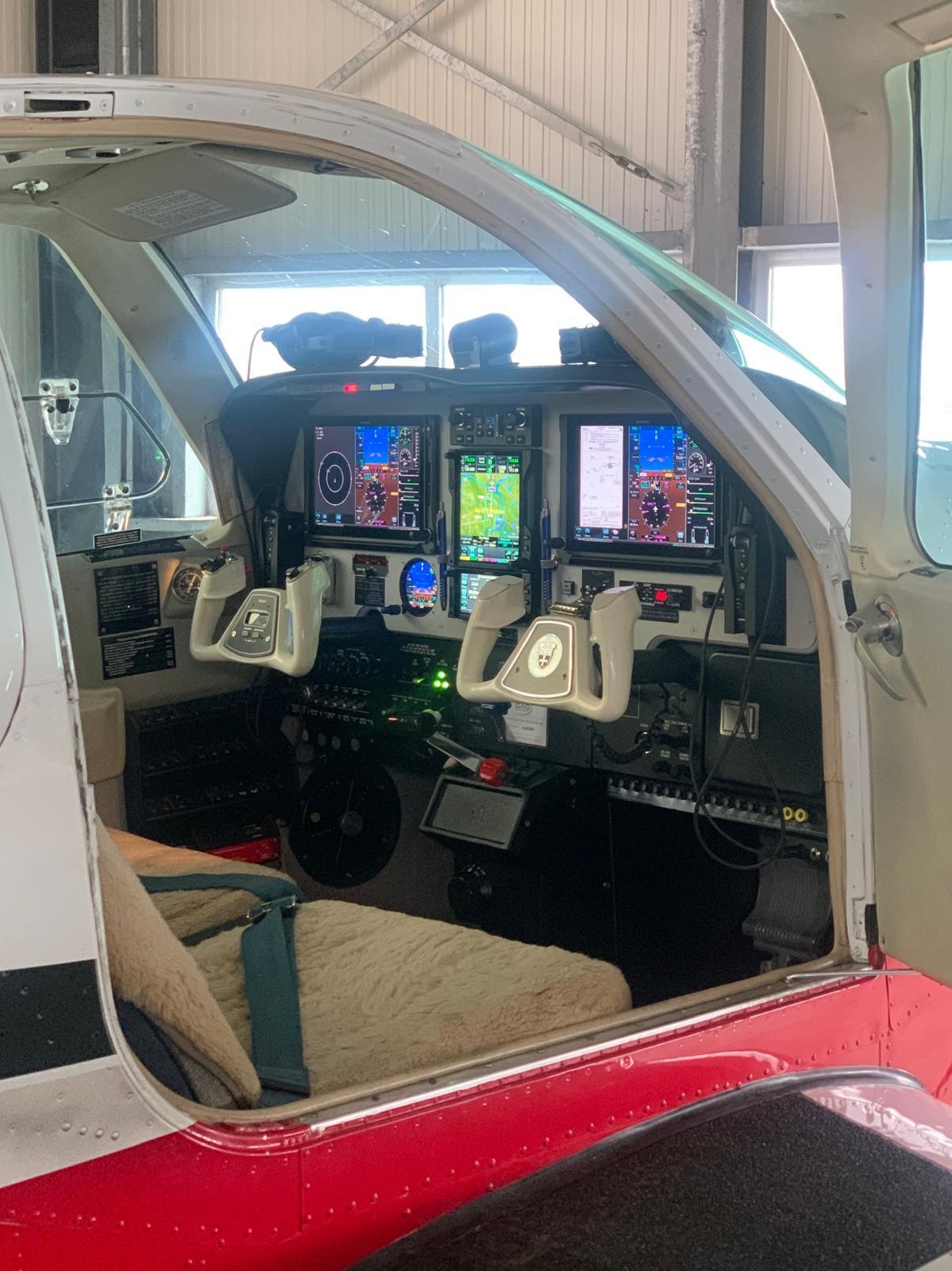 1991 Beechcraft Bonanza B36TC, photo 7