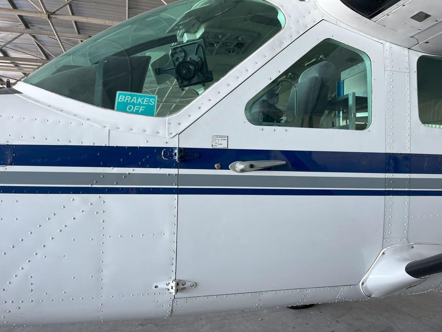1990 Cessna 208 Caravan, Cargomaster, photo 11