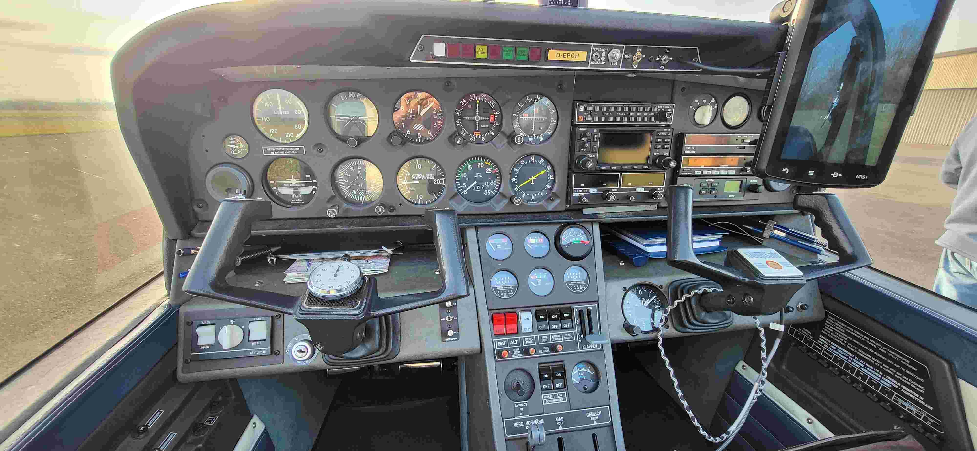 1991 Robin R3000, photo 12