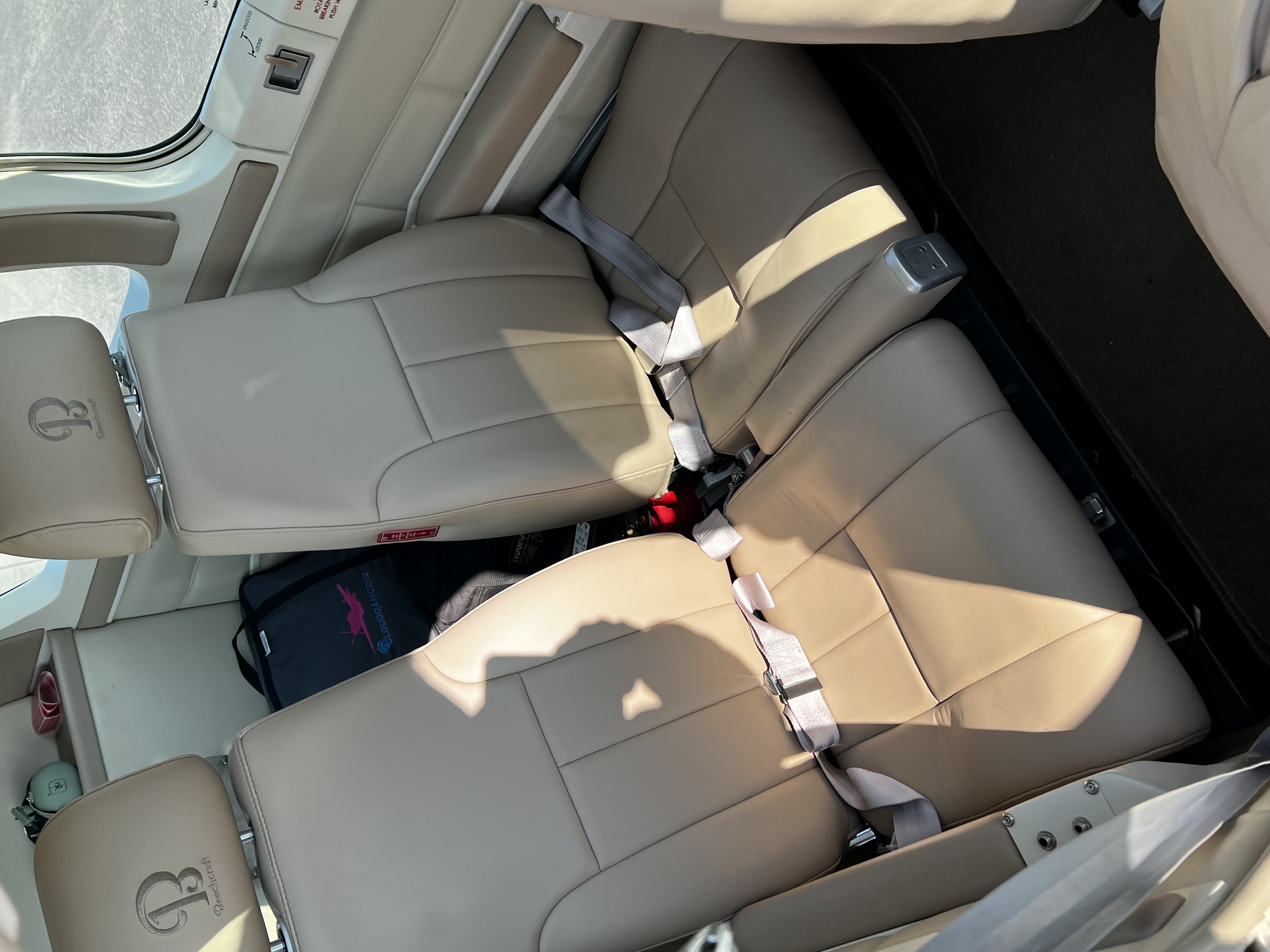 1992 Beechcraft Beech 33 Bonanza F33A, photo 6
