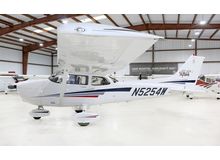 Cessna - 172 Skyhawk - SP  / N5294W