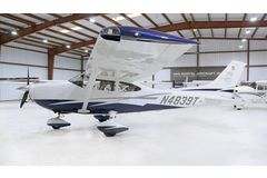 Cessna - 182 Skylane  - T  /  N4839T