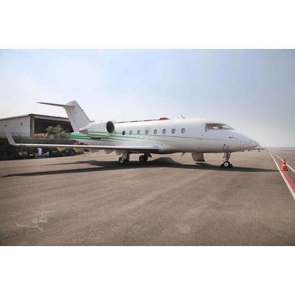 Canadair - Challenger 604 - 
