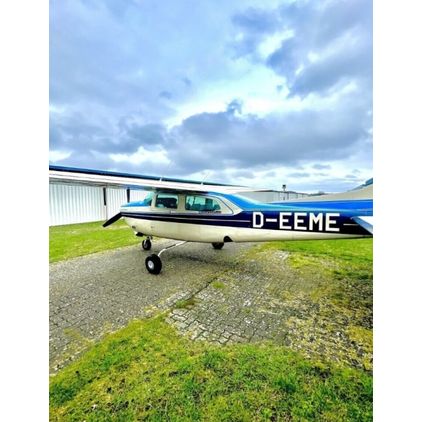Cessna - 210 Centurion  - II  /  D-EEME